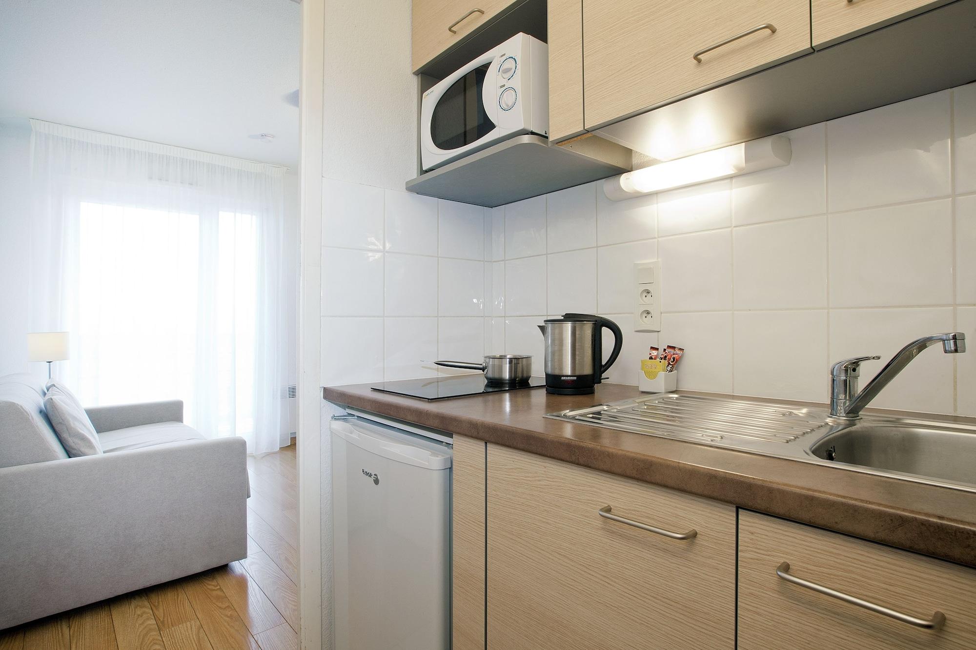 Aparthotel Sejours & Affaires Geneve Gex Les Rives Du Leman Exterior foto