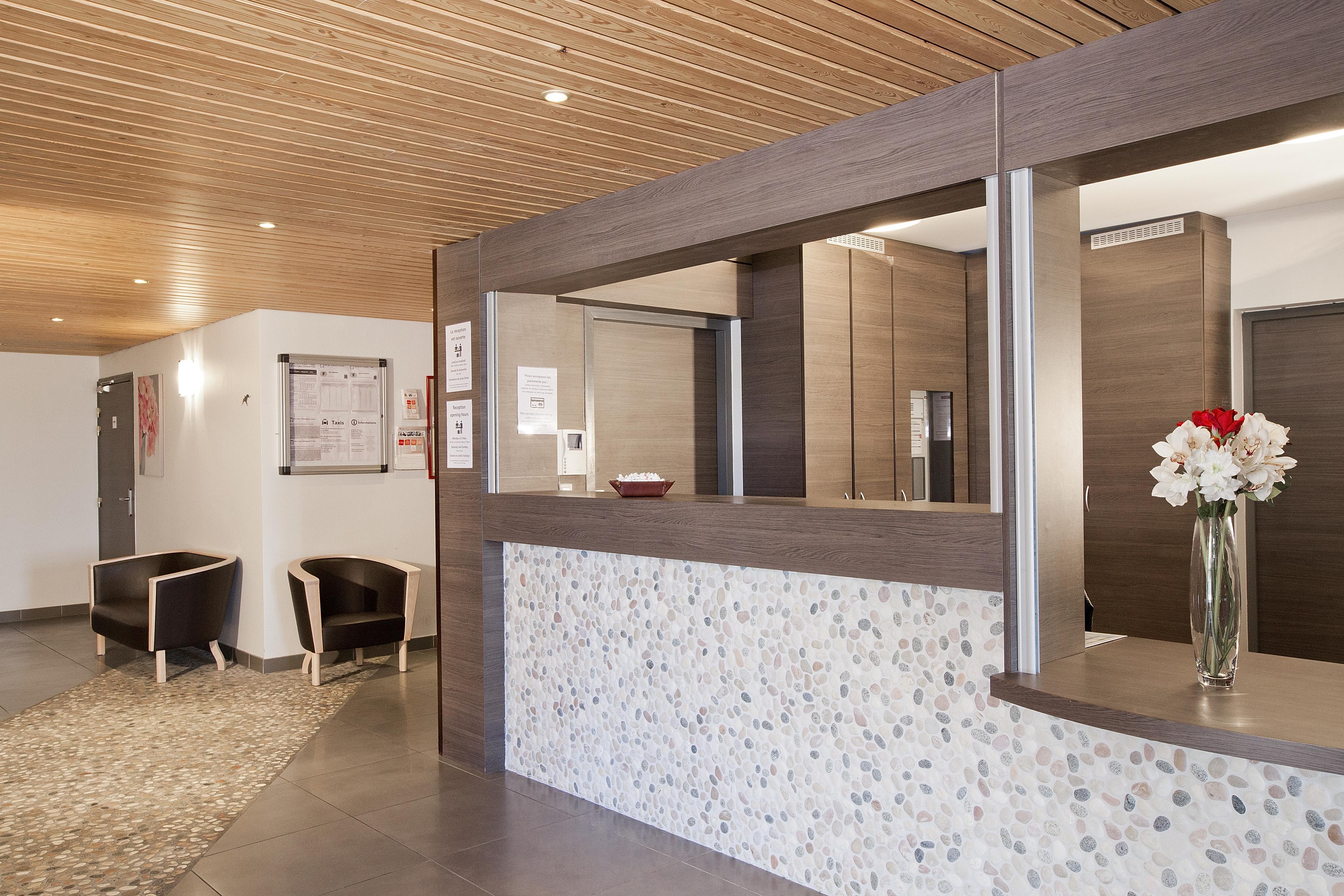 Aparthotel Sejours & Affaires Geneve Gex Les Rives Du Leman Exterior foto