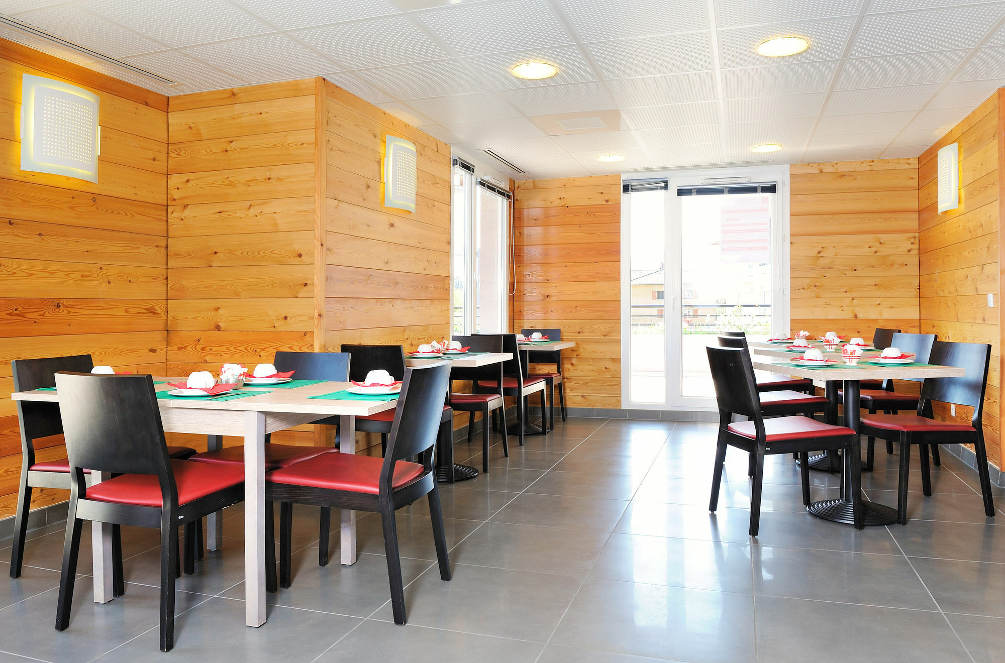 Aparthotel Sejours & Affaires Geneve Gex Les Rives Du Leman Exterior foto